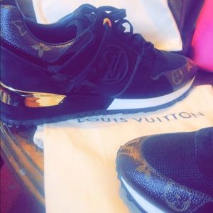 Louis Vuitton shoes size 7.5